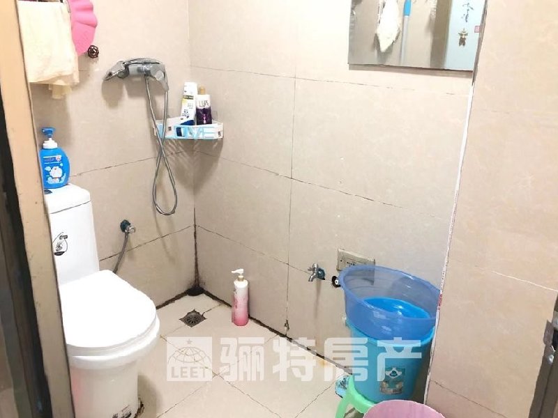 厨房及卫生间