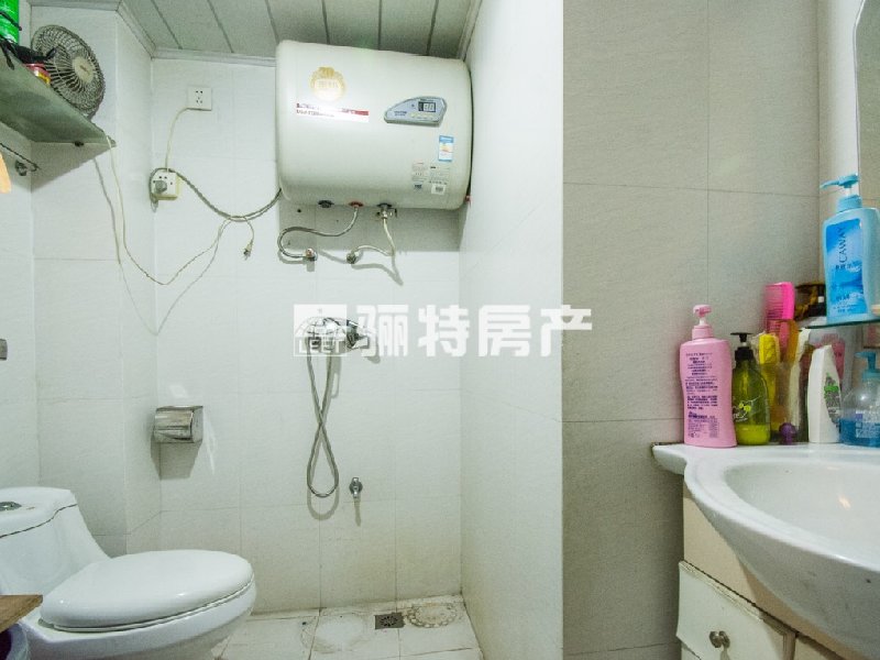 厨房及卫生间