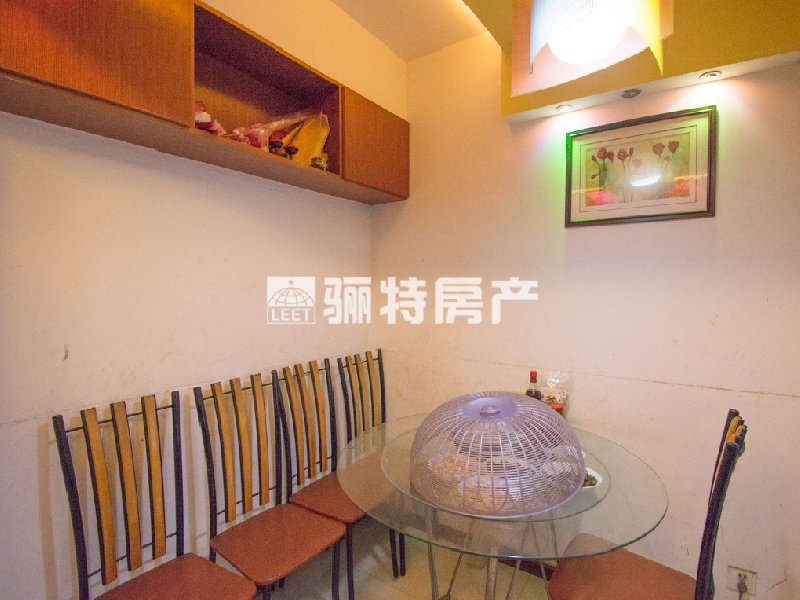客厅