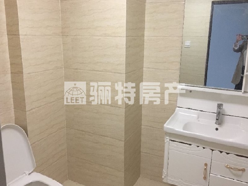 厨房及卫生间