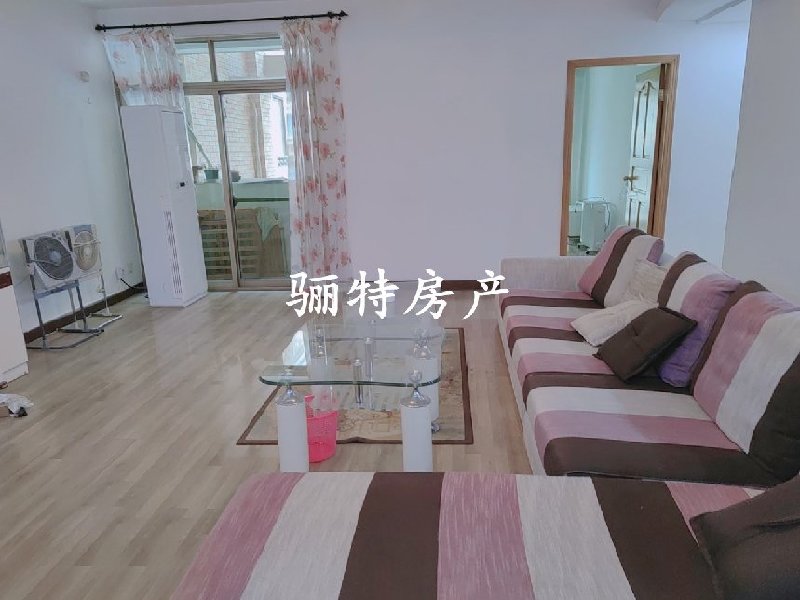 客厅