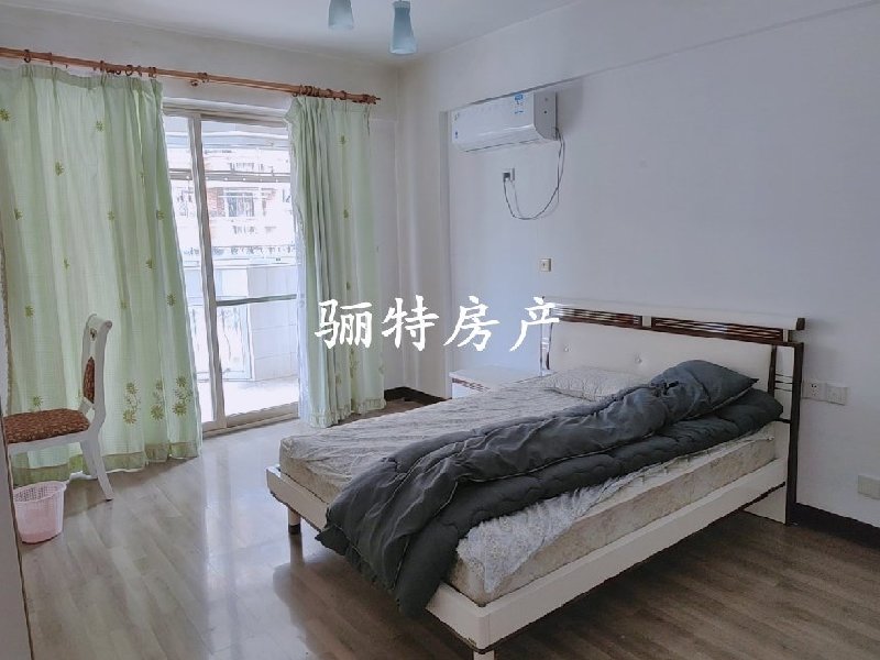 卧室