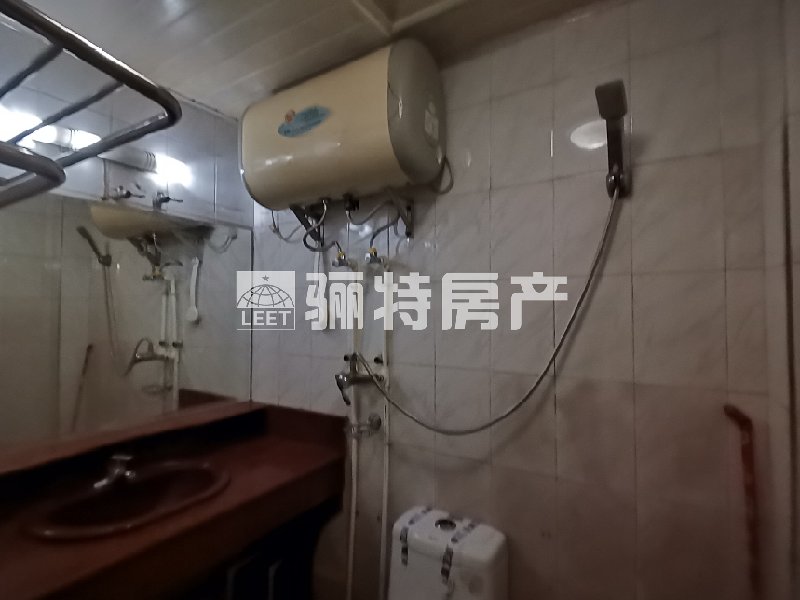 厨房及卫生间
