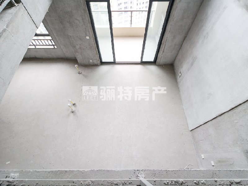 客厅