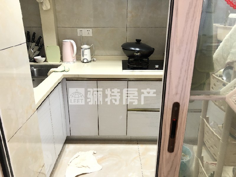 厨房及卫生间