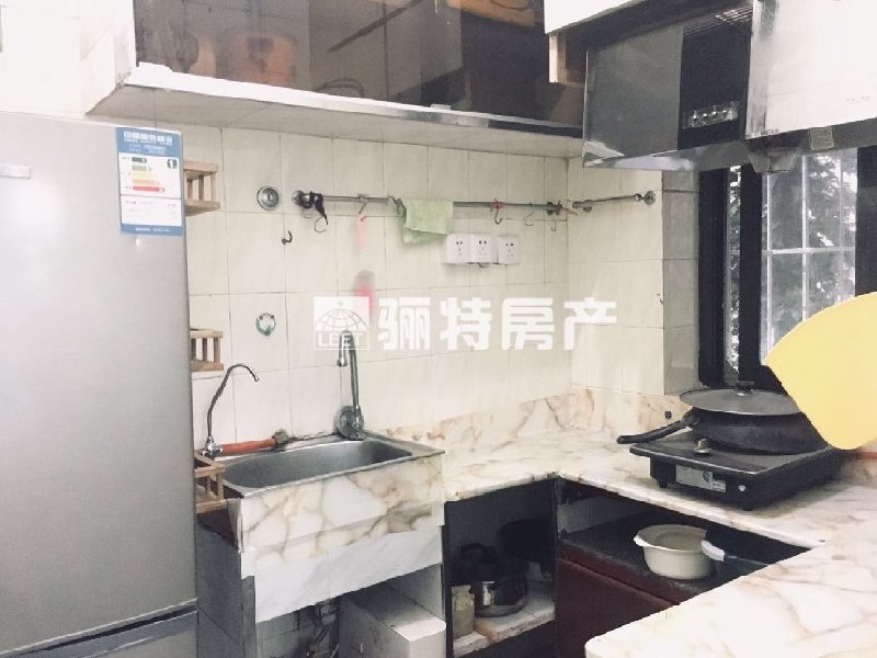 厨房及卫生间