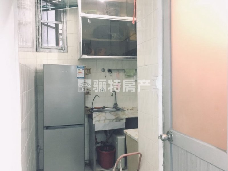 厨房及卫生间