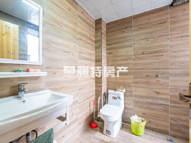 厨房及卫生间