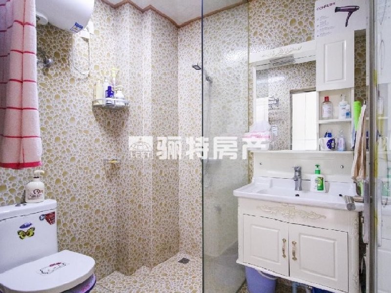 厨房及卫生间