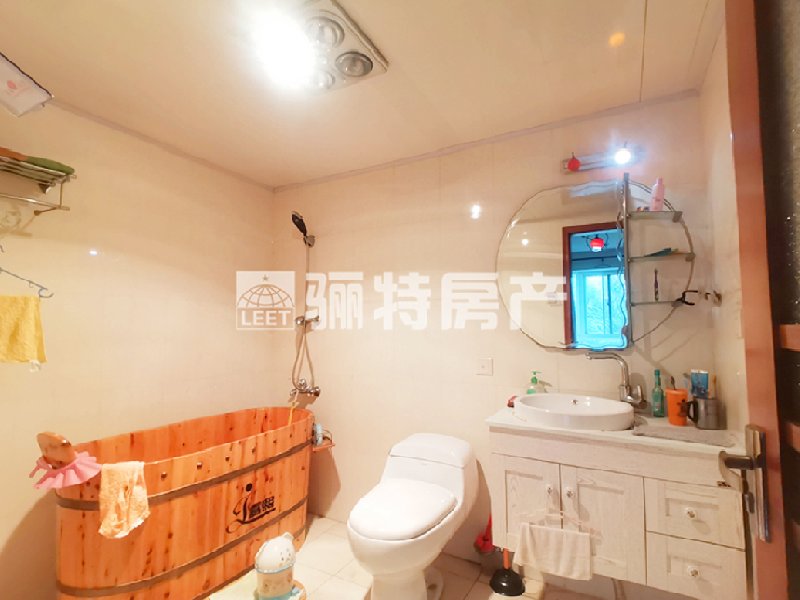 厨房及卫生间