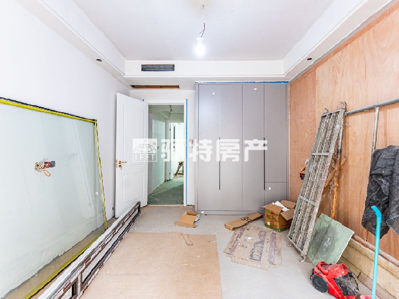 客厅