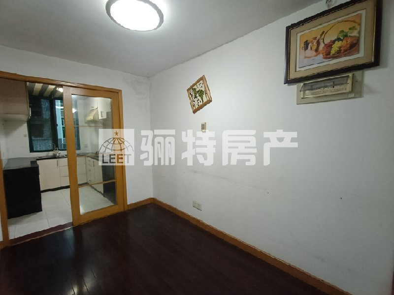 厨房及卫生间
