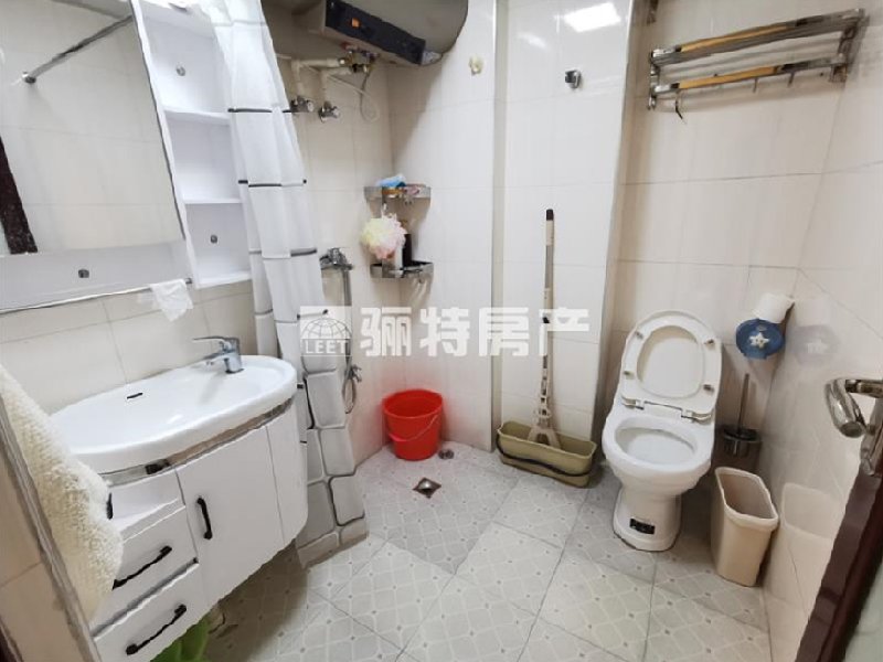 厨房及卫生间
