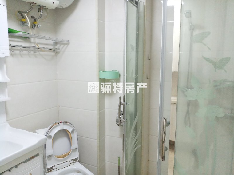 厨房及卫生间