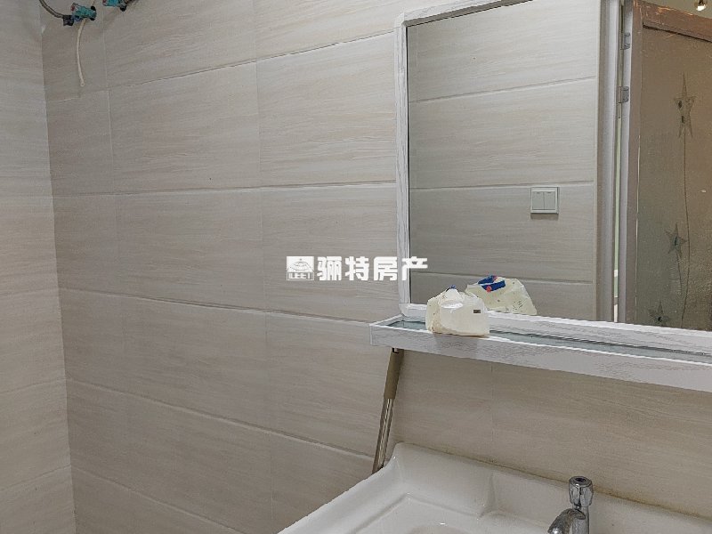 厨房及卫生间