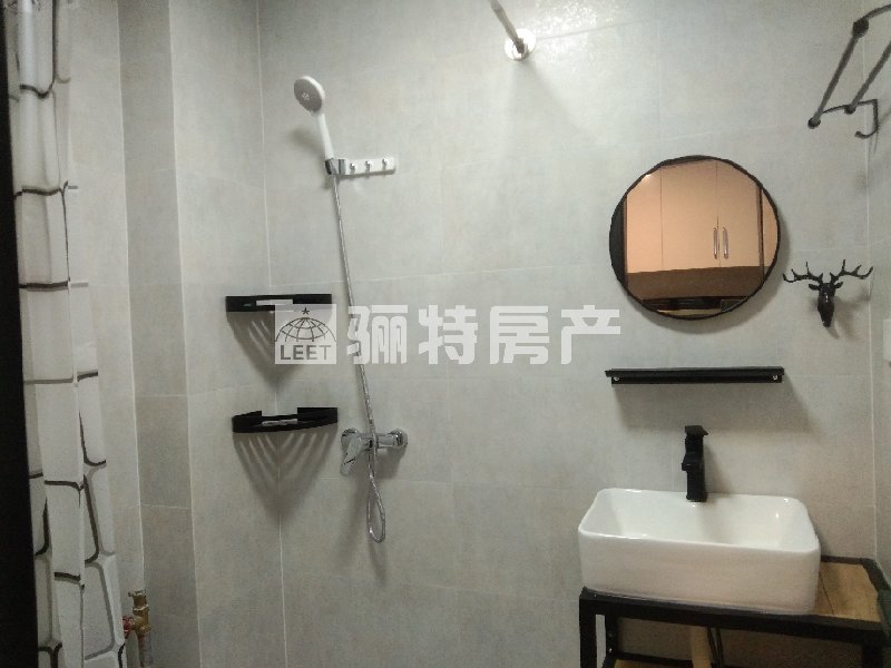 厨房及卫生间