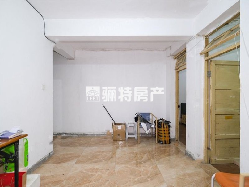 客厅