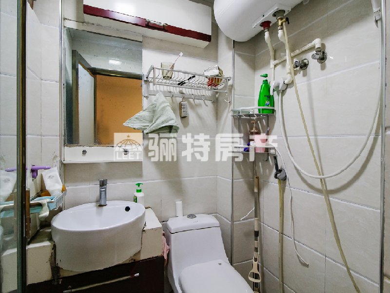 厨房及卫生间