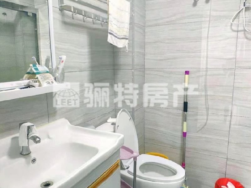 厨房及卫生间