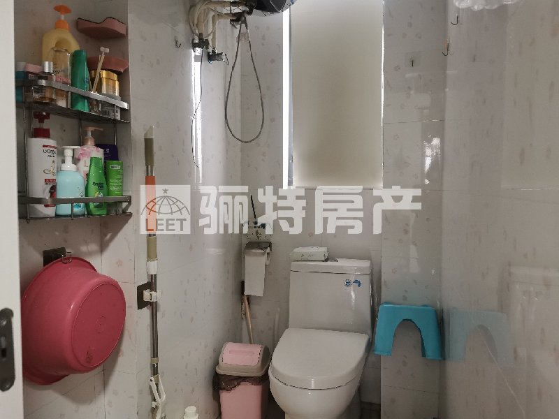 厨房及卫生间