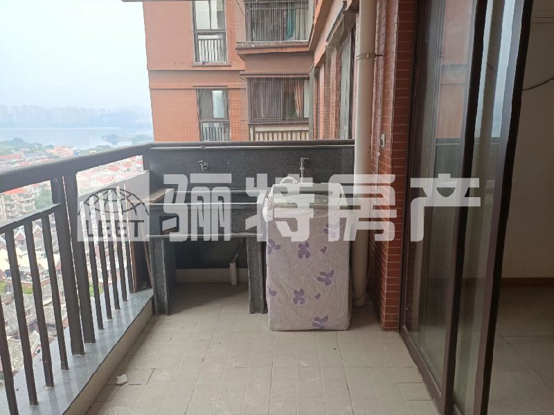 阳台