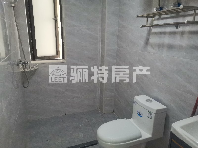 厨房及卫生间