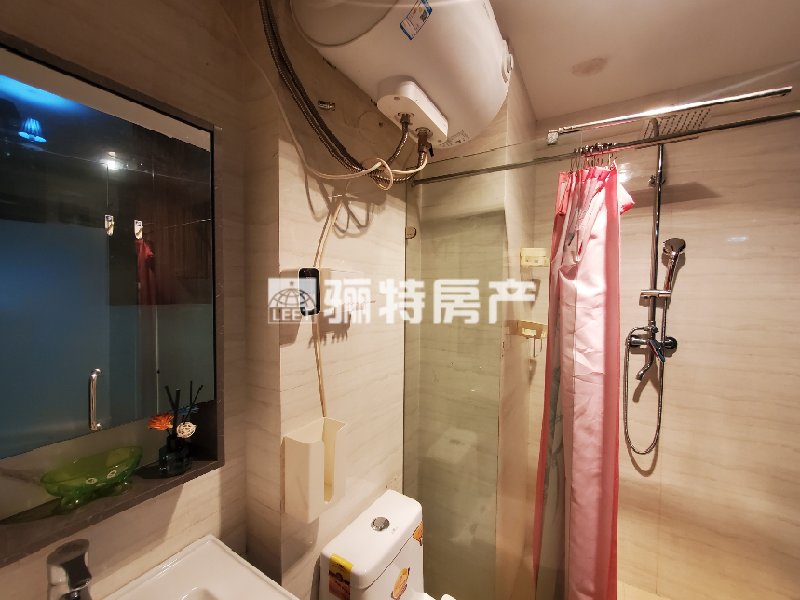 厨房及卫生间