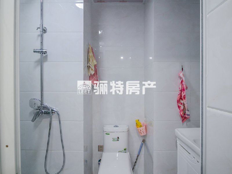 厨房及卫生间