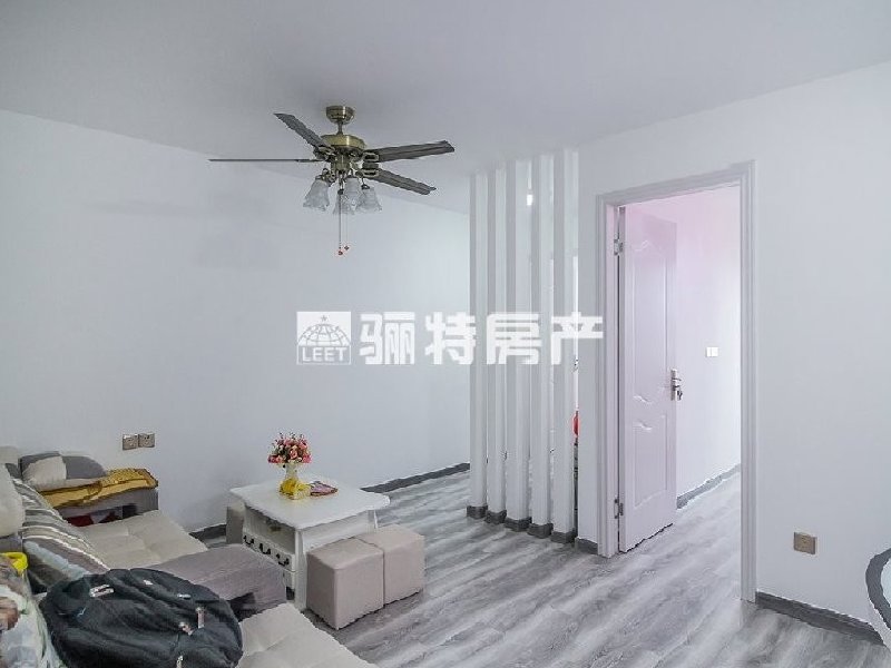 客厅