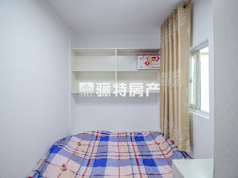 卧室