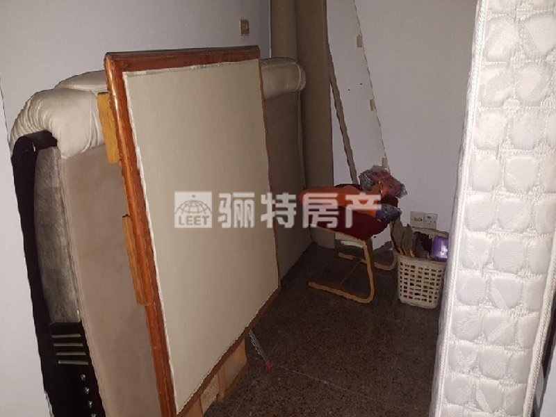 卧室