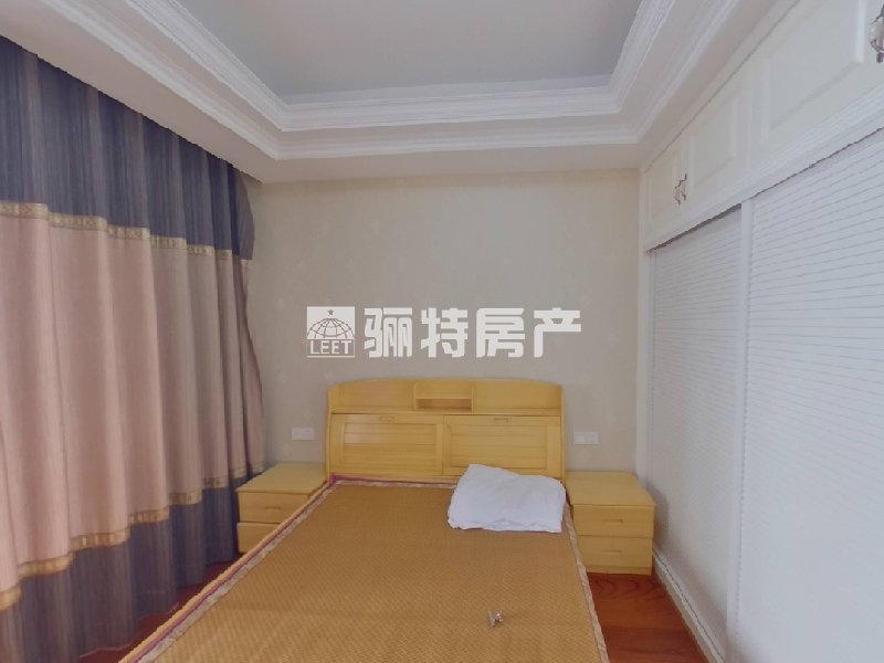 卧室