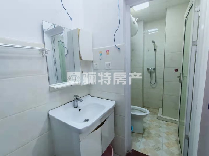 厨房及卫生间