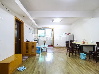 龙峰新村
