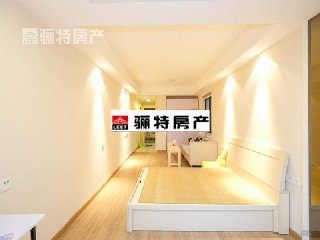保利香槟国际